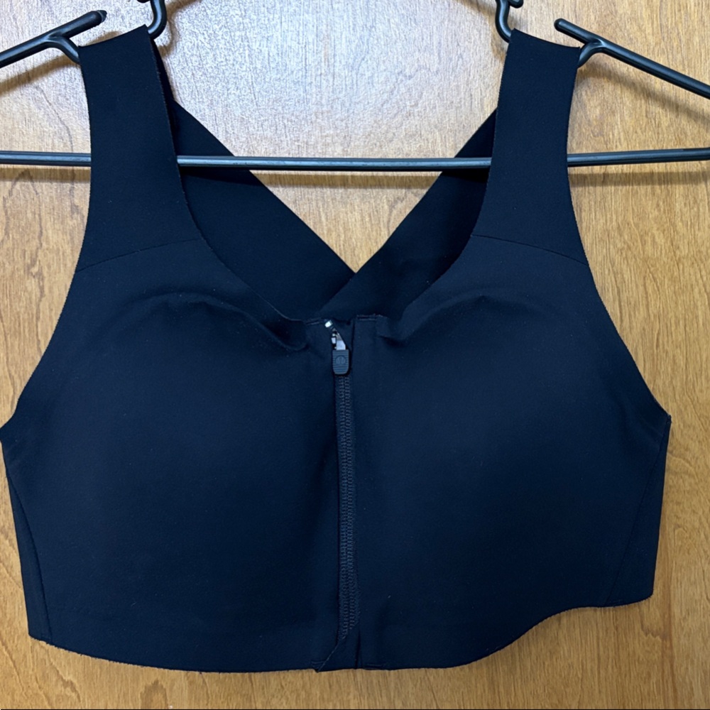 Lululemon Athletica Black Sports Bra with Zip